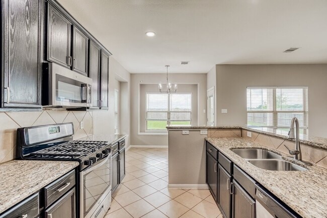 Building Photo - 5102 Lagoon Ct