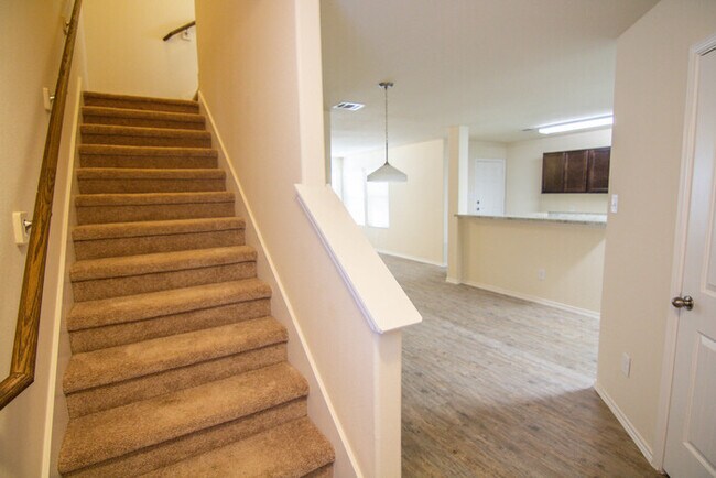 Building Photo - 2331 Dry Moss Way