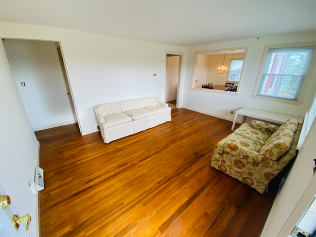Building Photo - 209 Westfall Dr