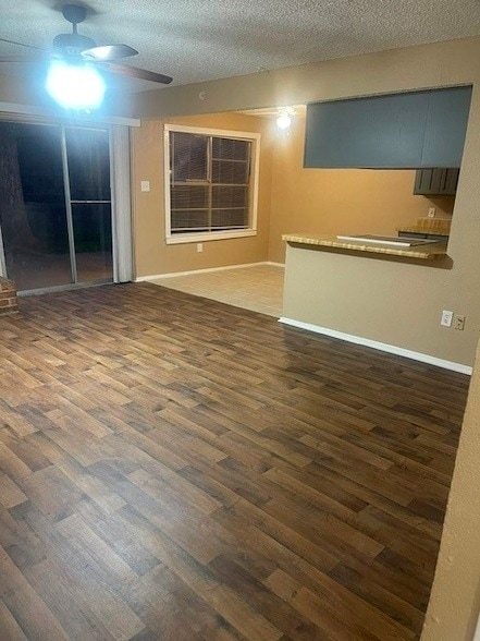 Foto del edificio - 6333 Scott Ct