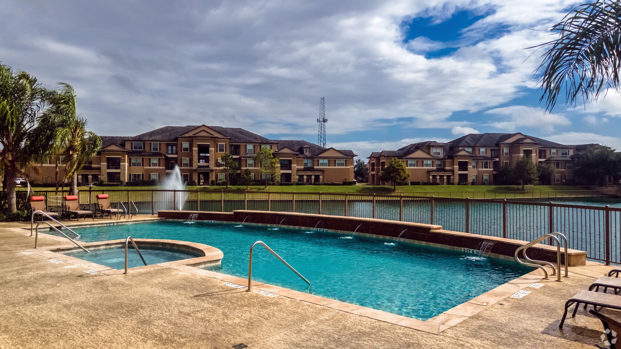 Falls At Copper Lake Apartments