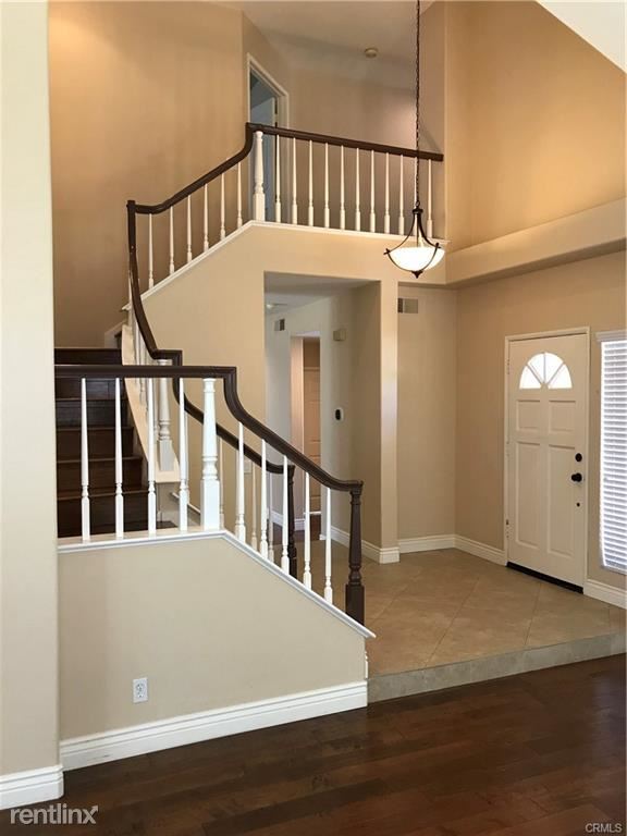 Building Photo - 4 br, 2.5 bath House - 578 S Eveningsong Ln