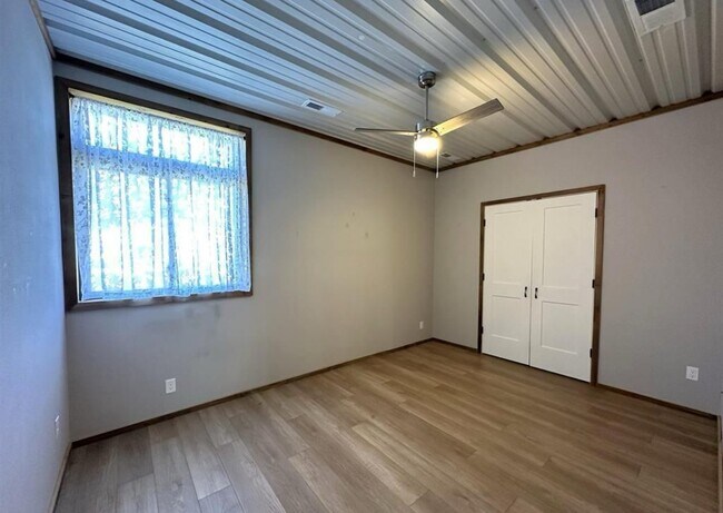 Foto del edificio - 115 16th Ave W