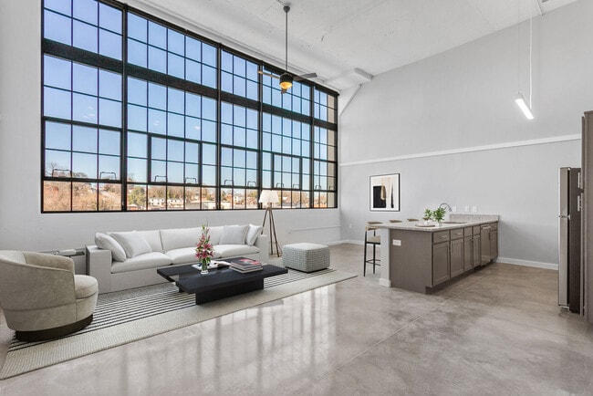 Foto del edificio - Dan River Falls