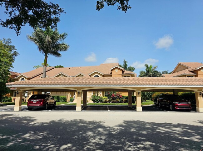 Building Photo - Available Sep 1, 2025 - Furnished 3BR/2BA ...