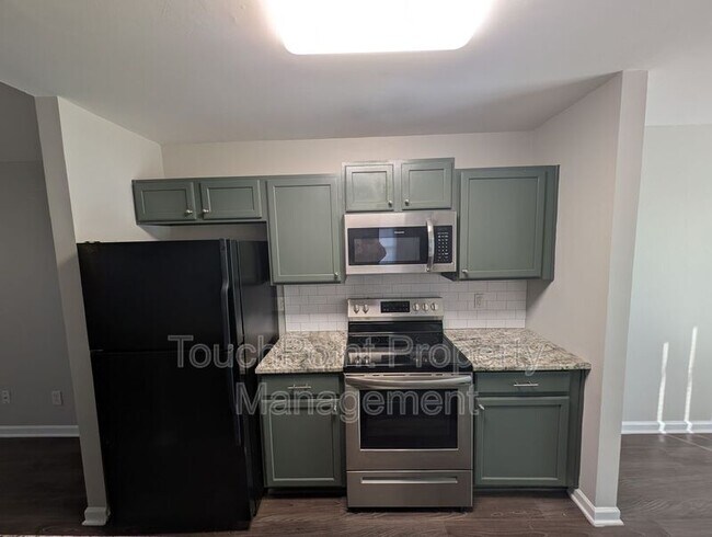 Foto del edificio - 2831 Mayfair Ave