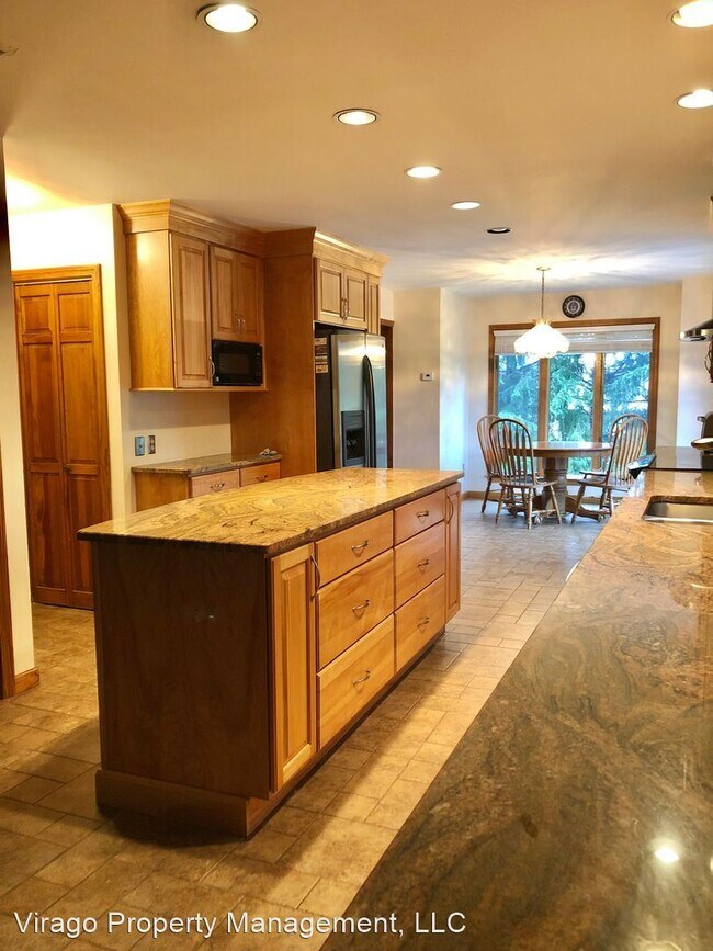 Foto del edificio - 4 br, 3.5 bath House - 35 Valley View Drive