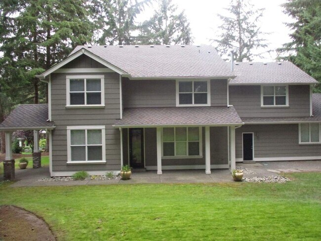Foto del edificio - 11611 52nd Ave Ct NW