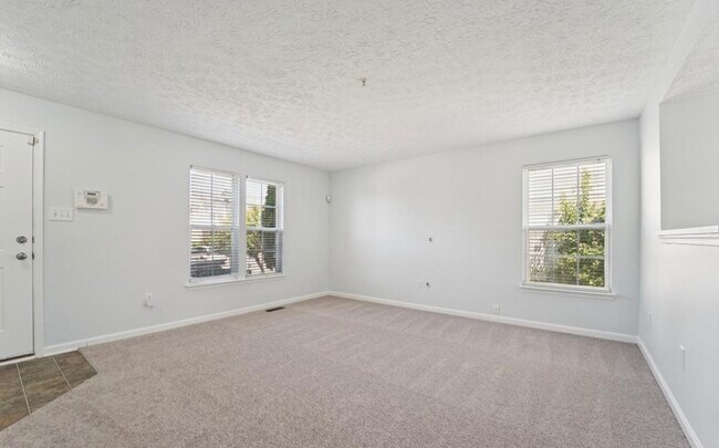 Foto del edificio - 11 Gemstone Ct