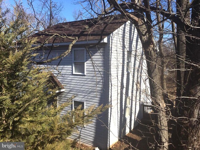Building Photo - 11021 Reisterstown Rd