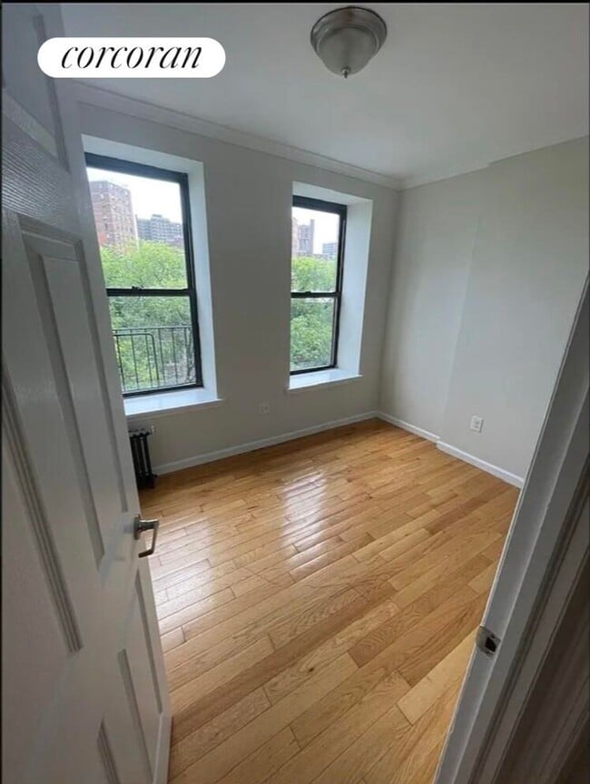 Foto del edificio - 237 Henry St