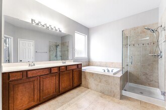 Building Photo - 28223 Daystrom Ln