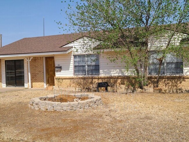 Building Photo - 210 N Glenwood Dr