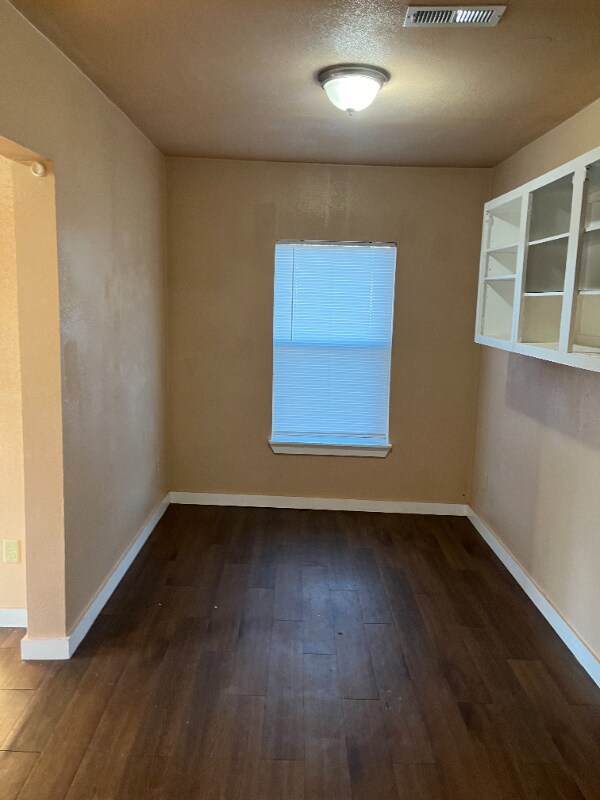 Foto del edificio - 8785 Davis Blvd