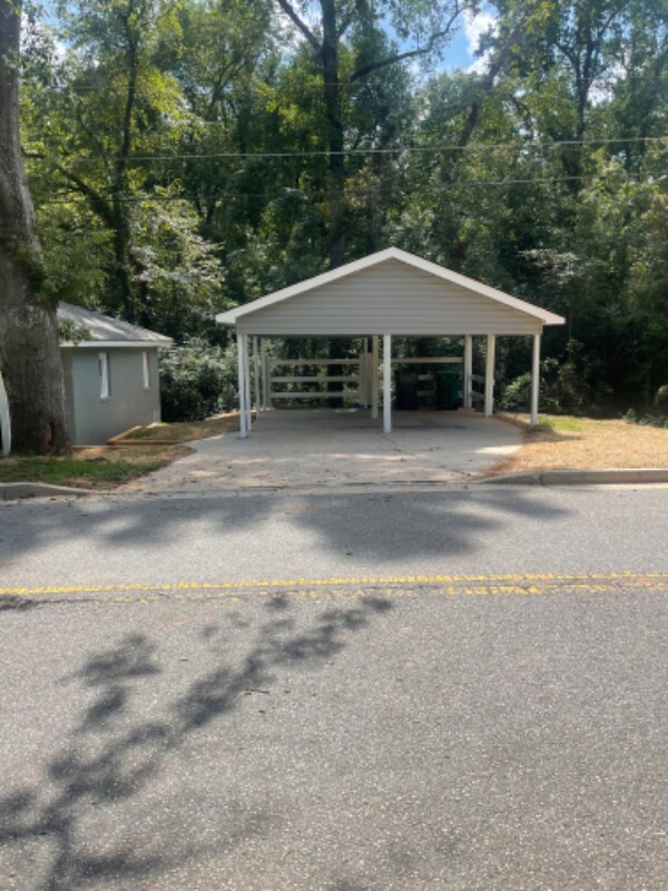 Building Photo - 214 Alice Walker Dr