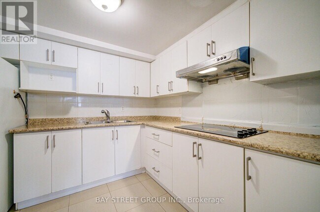 Photo du bâtiment - 5 Lockdare St