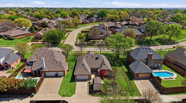 Photo - 6613 Barclay Ln (Garland, TX) House