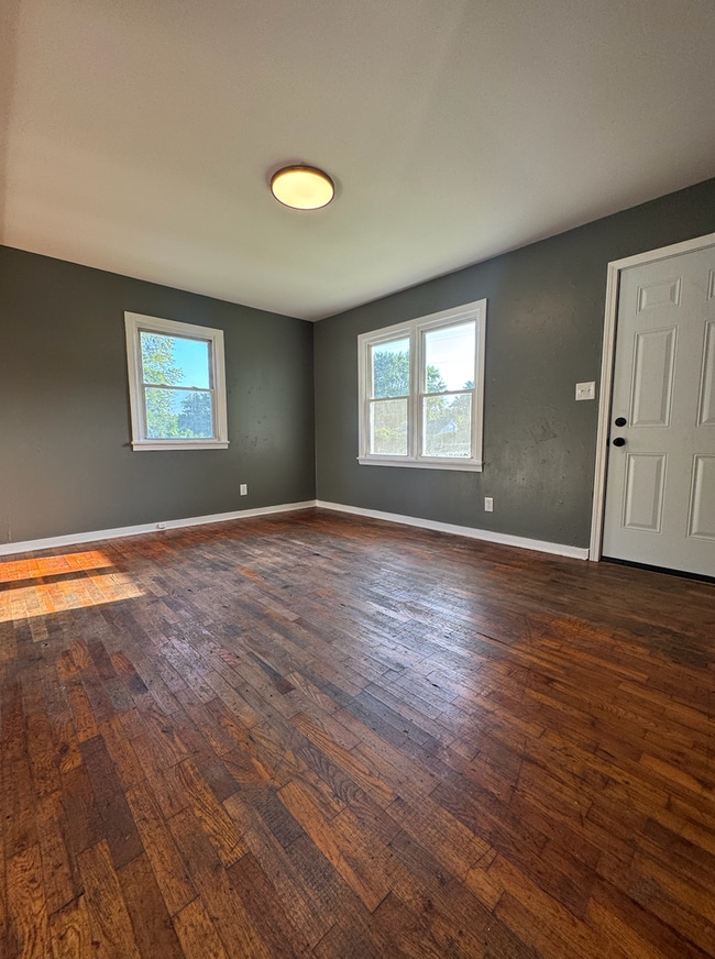 Building Photo - 1 Bedroom | 1 Bathroom | House with Carpor...