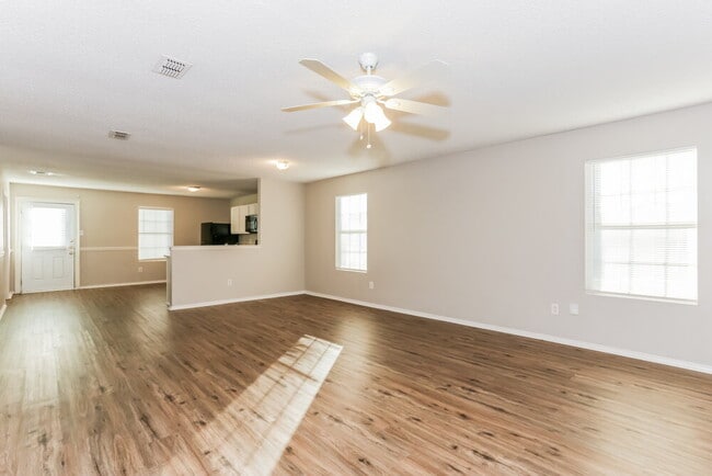 Building Photo - 918 Anvil Creek Dr