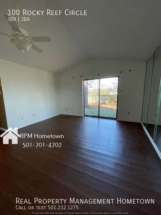 Building Photo - COMFORTABLE AND CONVENIENT DUPLEX