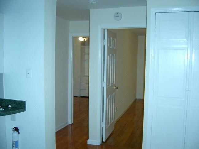 Foto del edificio - 24 S Ridgewood Rd