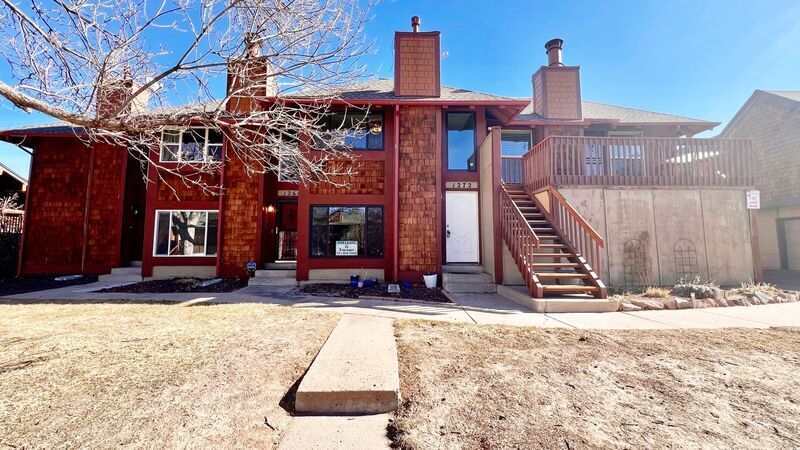Primary Photo - 1272 S Crystal Way