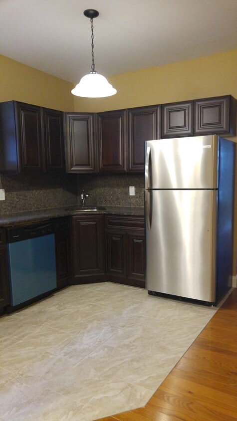 Primary Photo - 2545 N 18th St