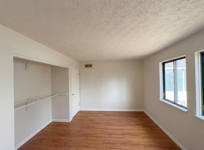 Building Photo - 6628 Brock St