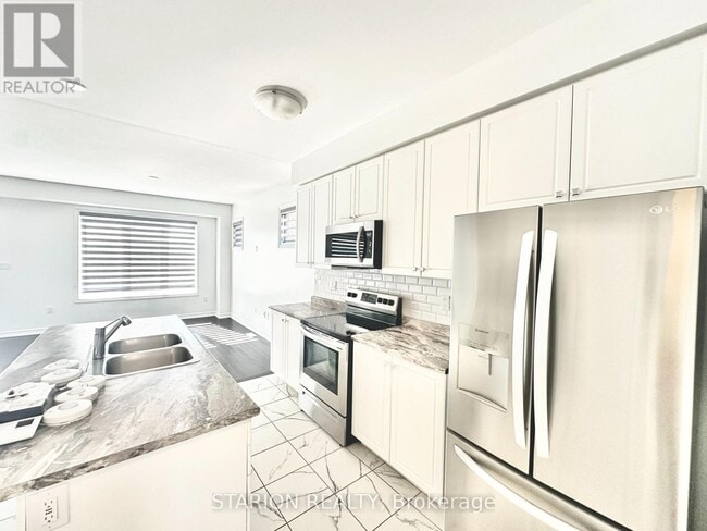 Building Photo - 50 Lise Ln