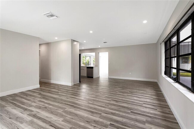 Building Photo - 361 NW 49th Ave