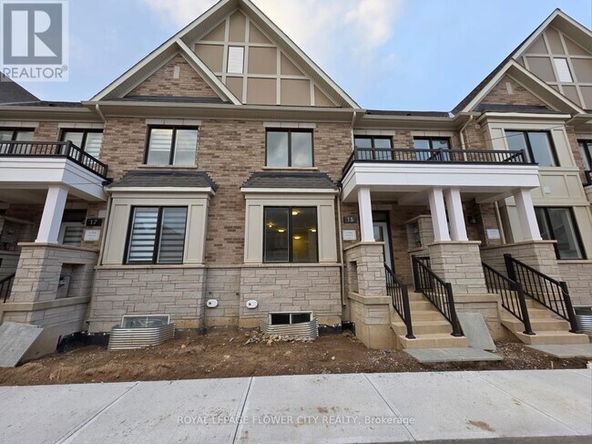 Photo du bâtiment - 15 Moosehead Dr