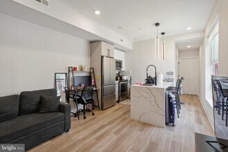 Building Photo - 3836 Haverford Ave