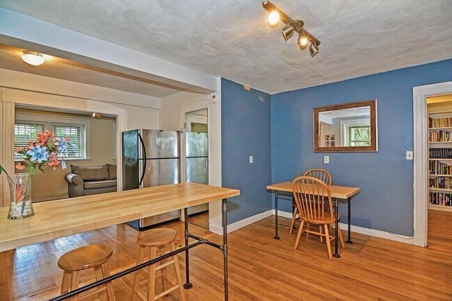 Building Photo - 12 Ransom Rd