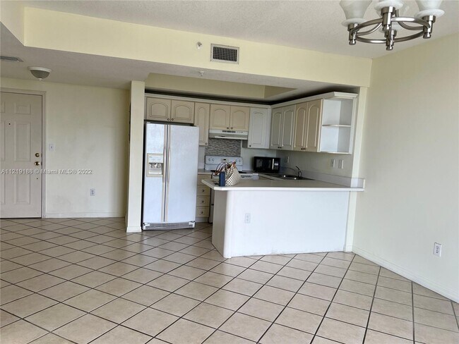 Building Photo - 3500 Coral Way