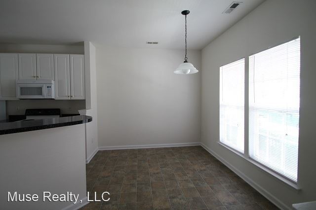Foto del edificio - 2 br, 2.5 bath House - 720 Atherton Way