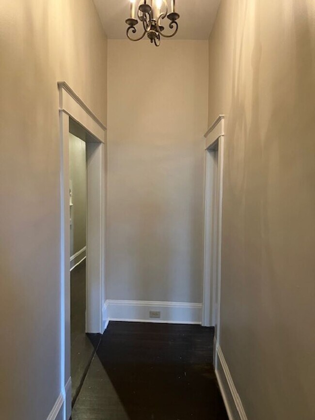 Foto del edificio - 703 W Jefferson St