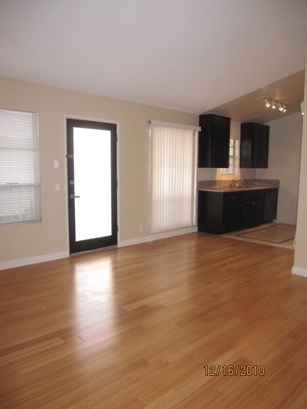 Foto principal - 3722 Sawtelle Blvd