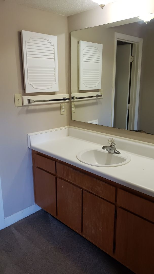 Foto del edificio - 2Bd 2.5 Ba $1250