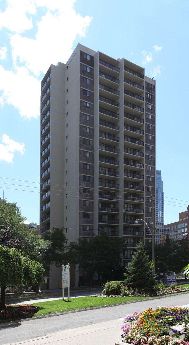 Photo principale - The Hampton - East Tower