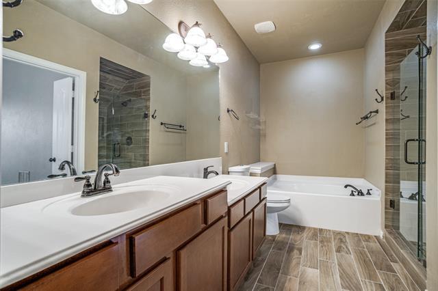 Foto del edificio - 858 Llano Dr