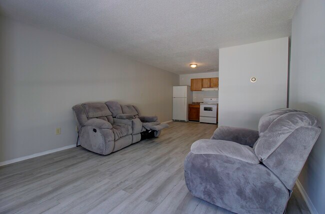 Foto del edificio - Lamplighter Apartments
