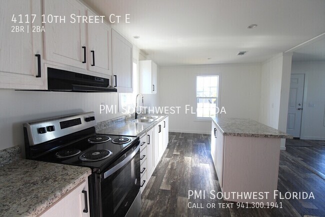 Building Photo - 4117 10th St Ct E