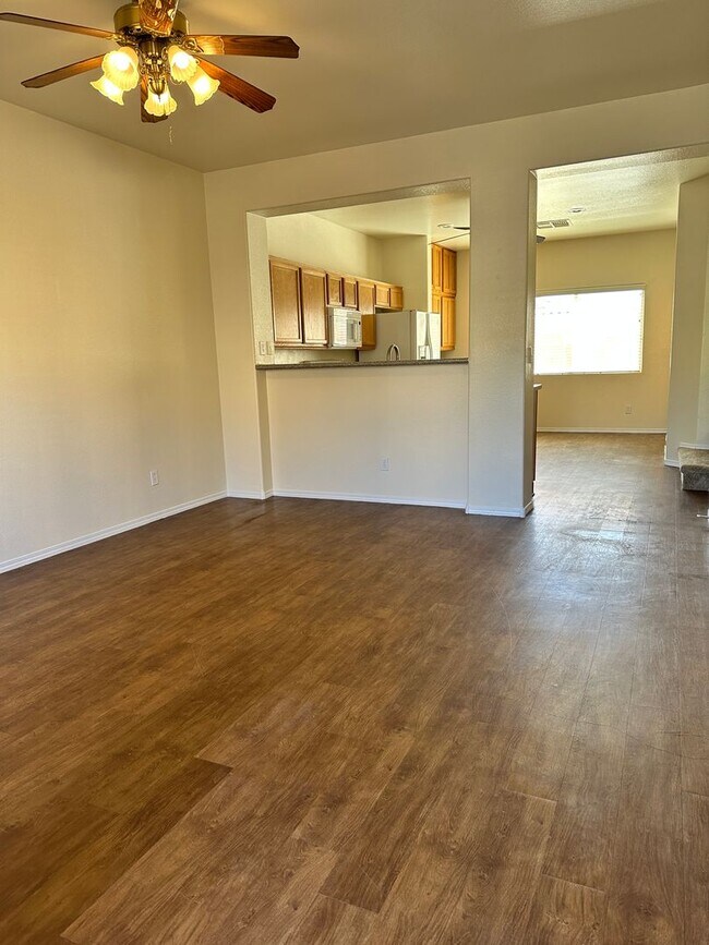 Foto del edificio - Beautiful 2bdm 2.5bth Home in South West Las Vegas!