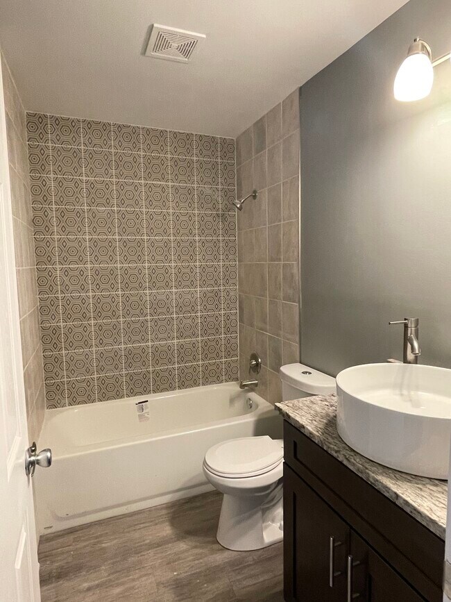 151 Treva Dr Unit 2, Mount Washington, KY 40047 Apartments in Mount