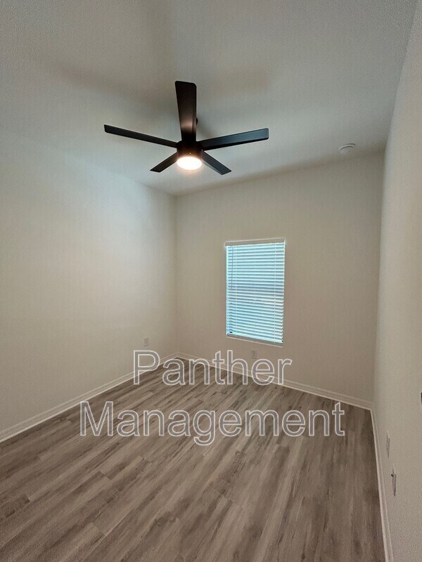 Foto del edificio - 2105 Redmond St