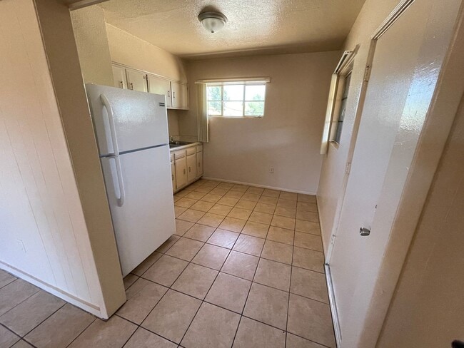 Building Photo - Casita Style Apartment in Tucson's Histori...