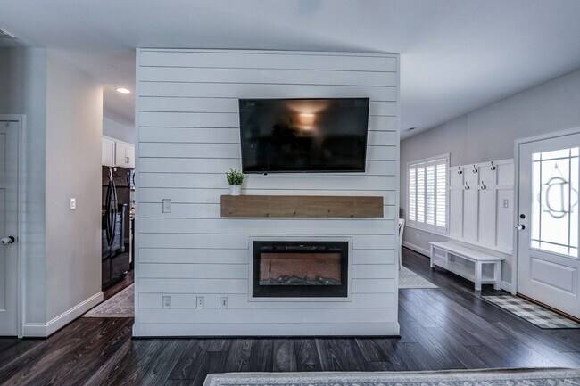Foto del edificio - 105 Ridgeline Ln