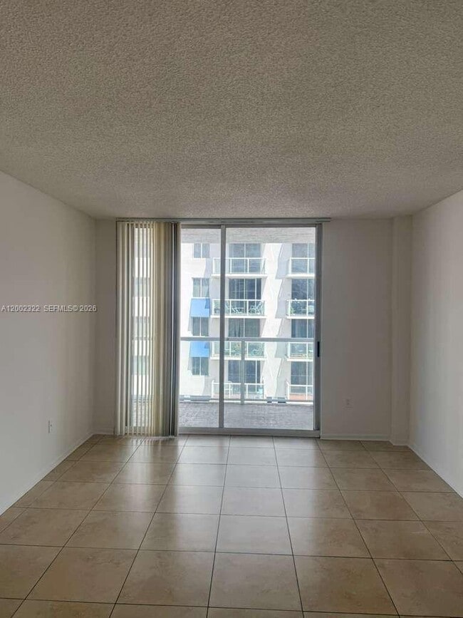 Foto del edificio - 5099 NW 7th St