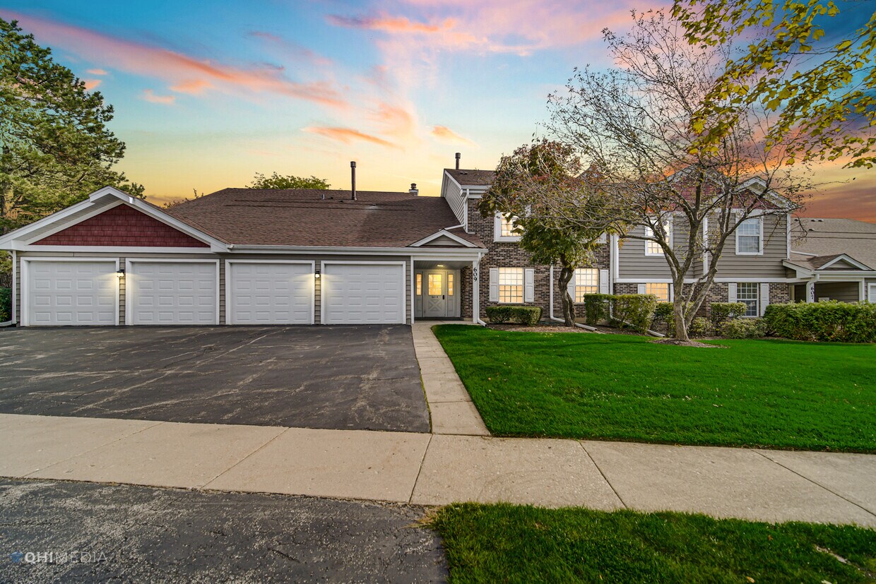 609 Hanover Ct, Schaumburg, IL 60194 Townhome Rentals in Schaumburg