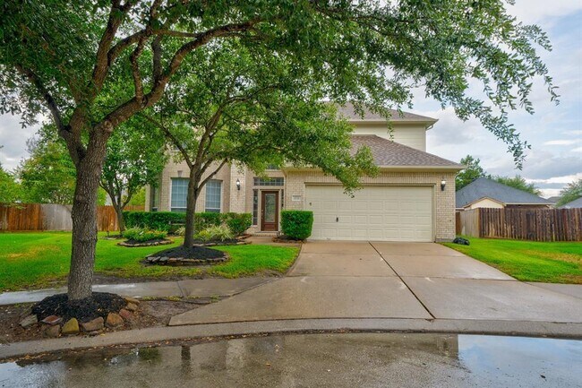 Building Photo - 3331 Linder Green Dr